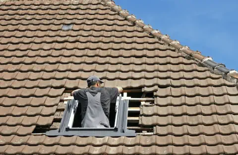 Pose de velux - Labastide Saint-Sernin